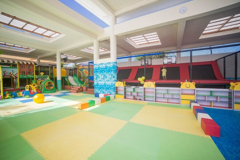 Ocean Village 86