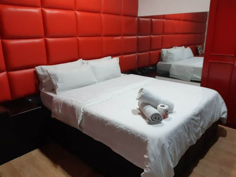 Luxury Suites A