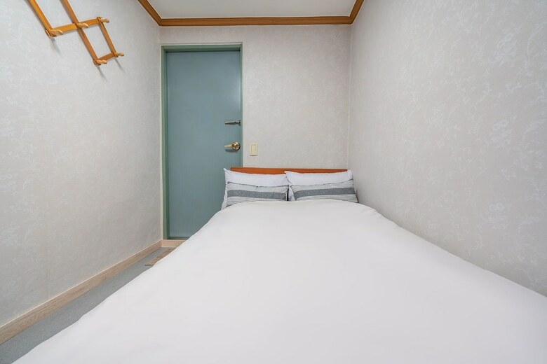 Hotel Dragon Stay