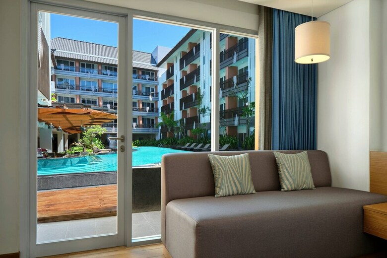 Hotel Fairfield By Marriott Bali Kuta Sunset Road