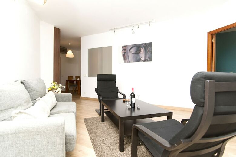 Apartamentos Rentbcn Arc de Triomf