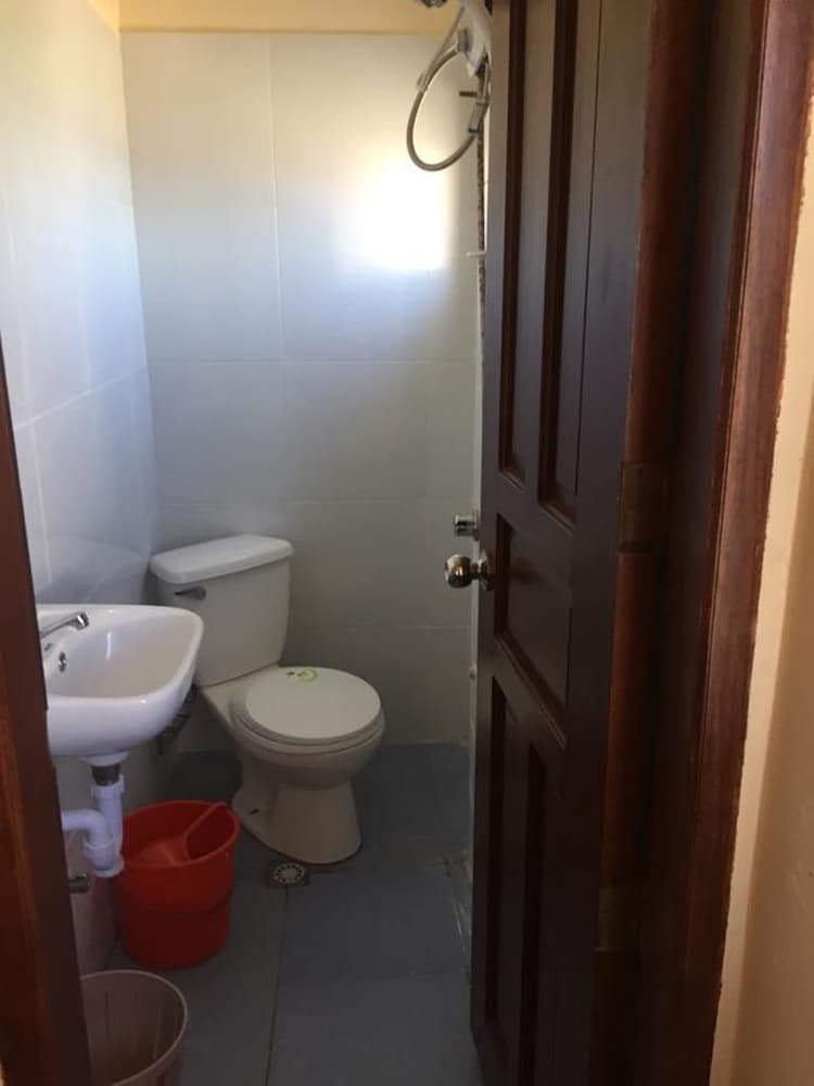 Hotel Lee Yon's Oceanfront Inn