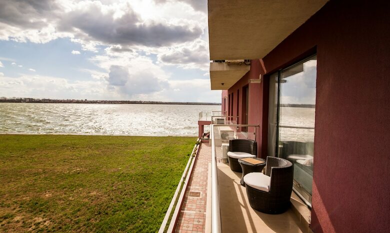 Apart Holiday Maria Mamaia