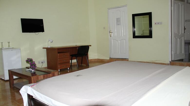 Gorsben Royal Lodge Hotel
