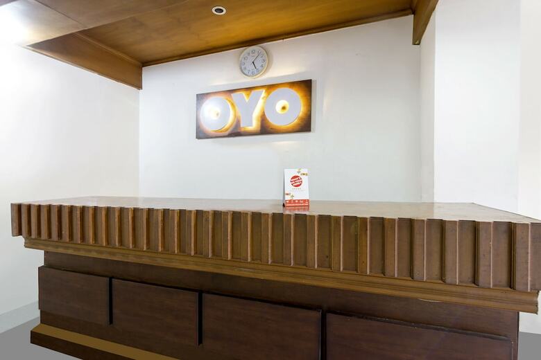 Hostal Oyo 1212 Hotel Pakuning