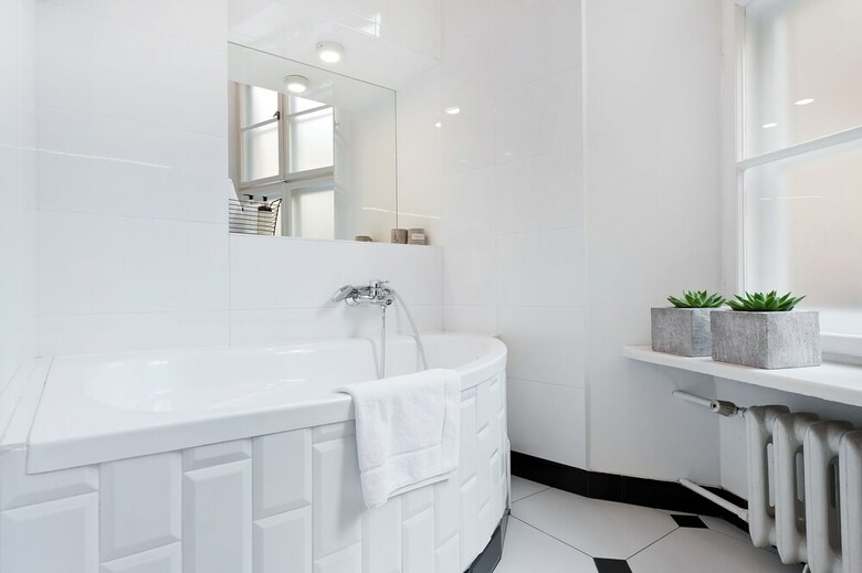 Square Apartment By Loft Affair