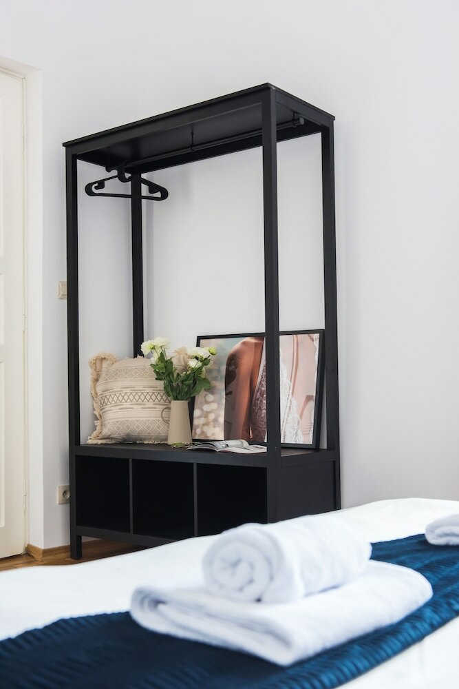 Square Apartment By Loft Affair