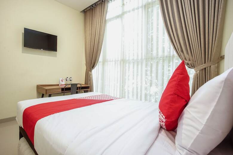 Hostal Oyo 1241 Eirini Family Homestay