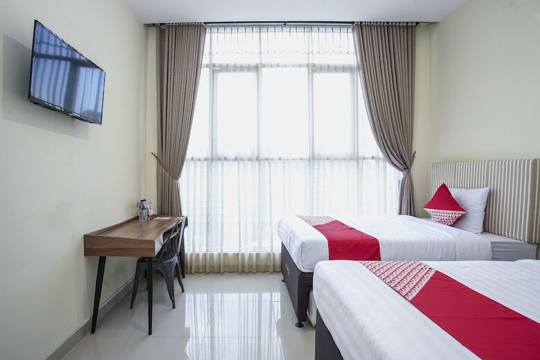 Hostal Oyo 1241 Eirini Family Homestay