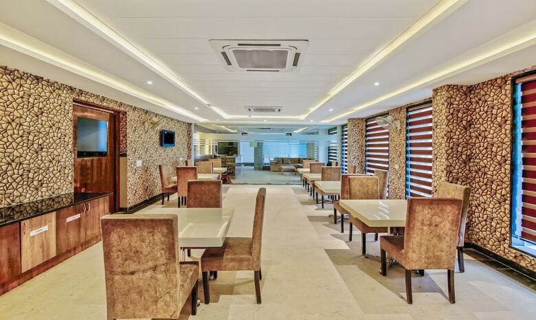 Treebo Trend Hotel Swiss