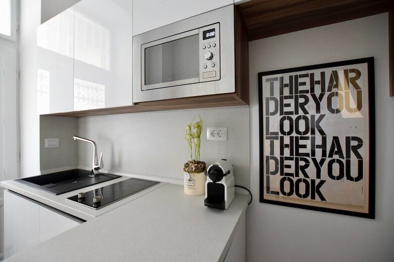 Luxury Apartment By Hi5 - Zichy Suites