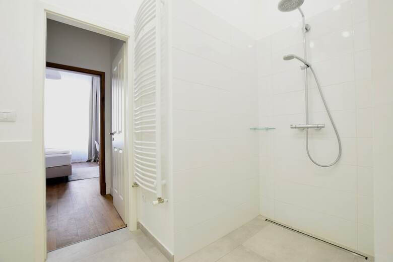 Luxury Apartment By Hi5 - Zichy Suites