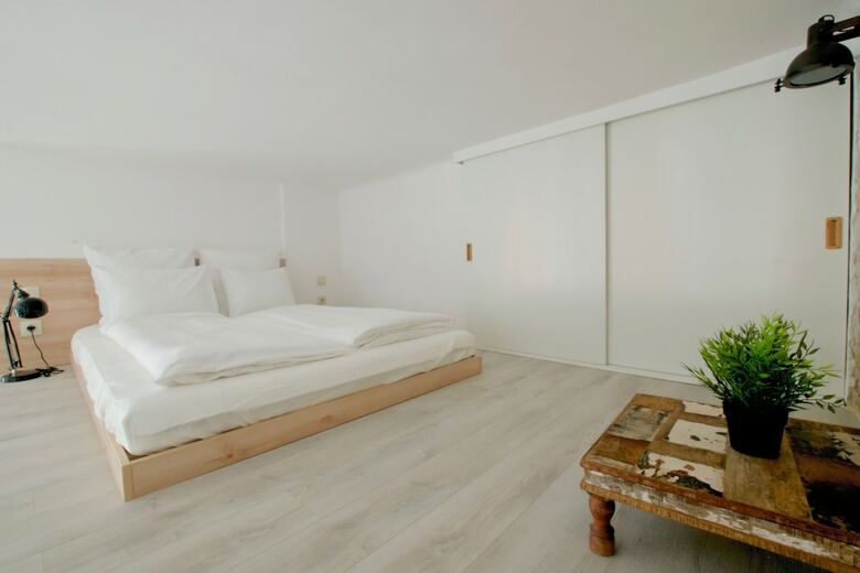 Standard Apartment By Hi5 - Wessel�nyi 8.
