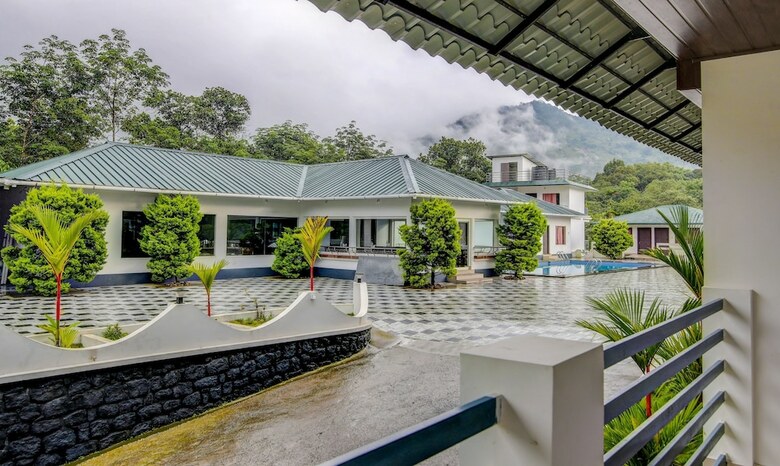 Hotel Treebo Trend Misty Garden Resorts & Spa
