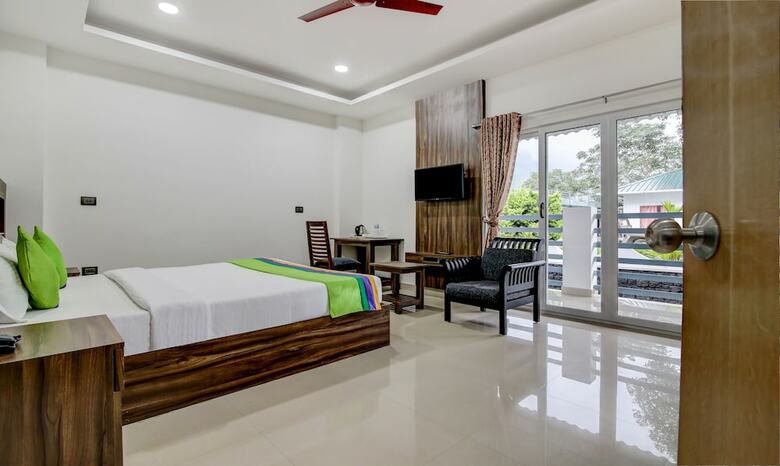 Hotel Treebo Trend Misty Garden Resorts & Spa