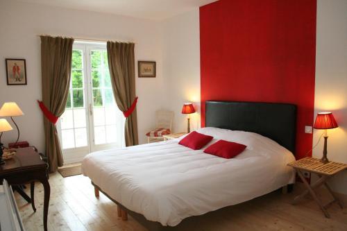 Hostal Maison D'h�tes Montperthuis