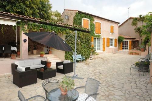 Hostal Aux Berges Du Canal