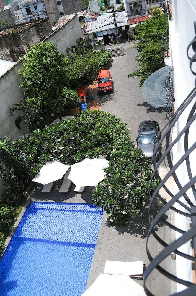 Aparthotel Saigon Garden Hill Apartment & Resort