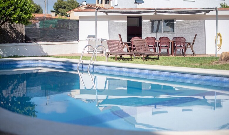 Villa Casa En Calafell Con Piscina Privada (R91)