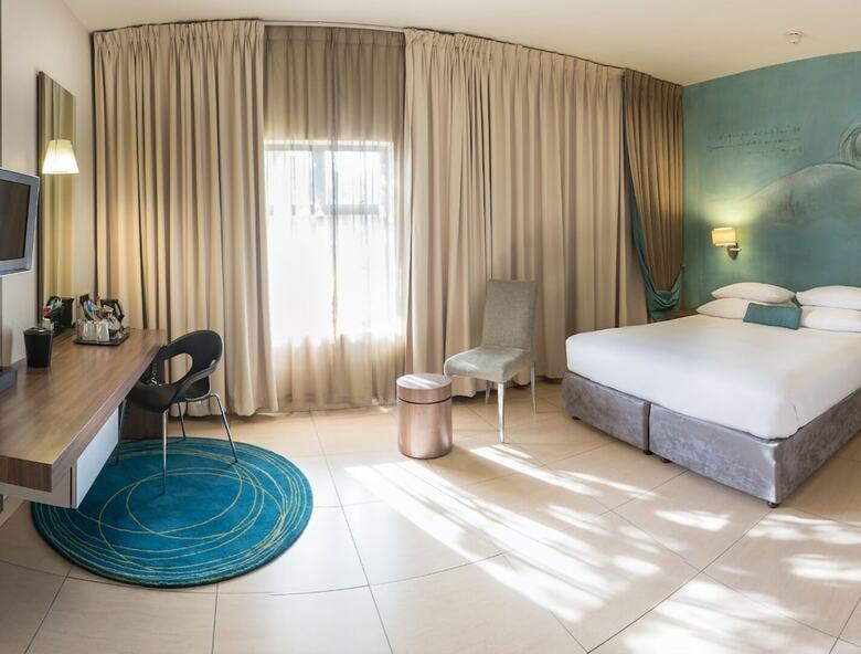 Hotel Peermont Metcourt At Emperors Palace