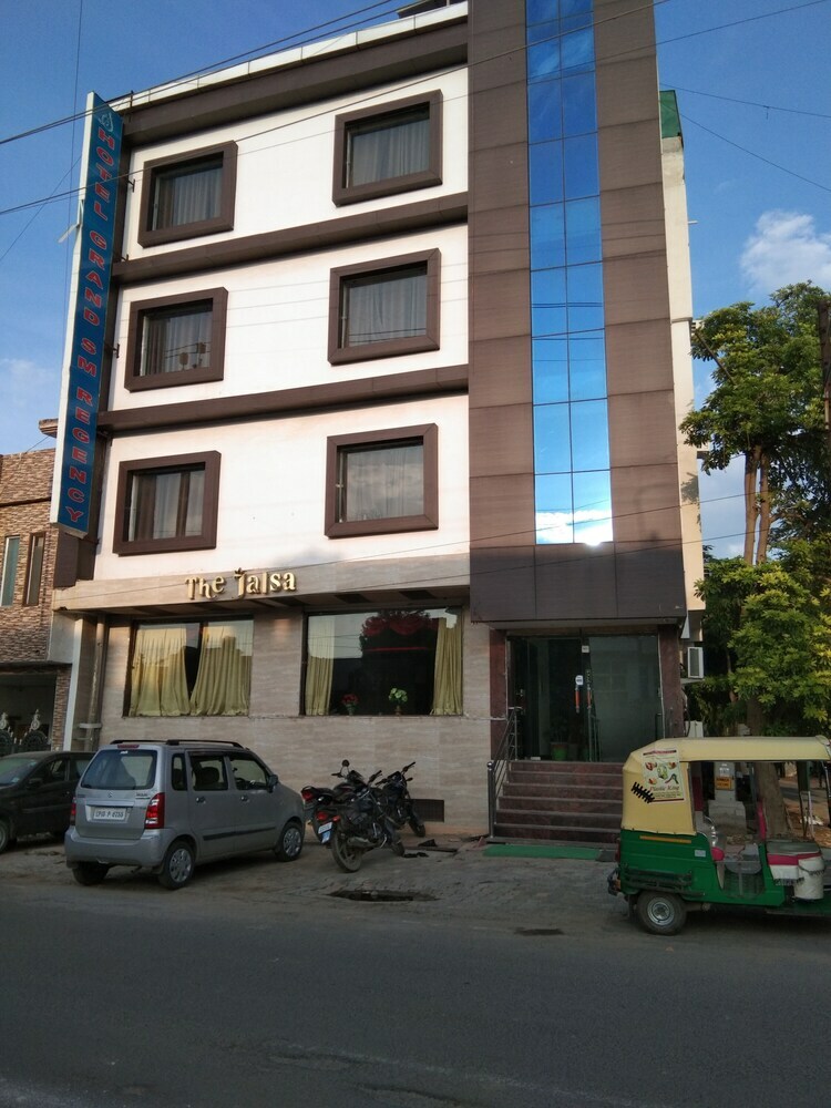 Hotel Grand S M Regency