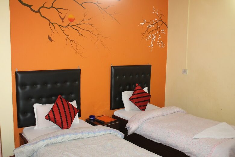 Hotel Happy Home
