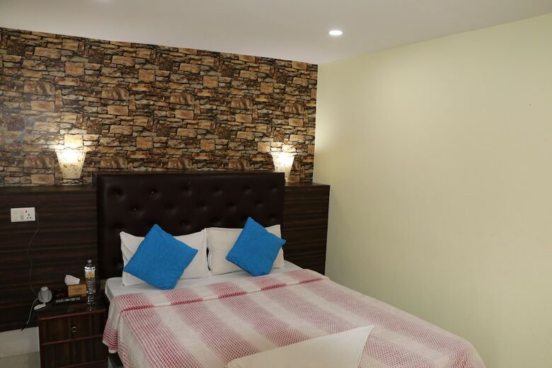 Hotel Happy Home