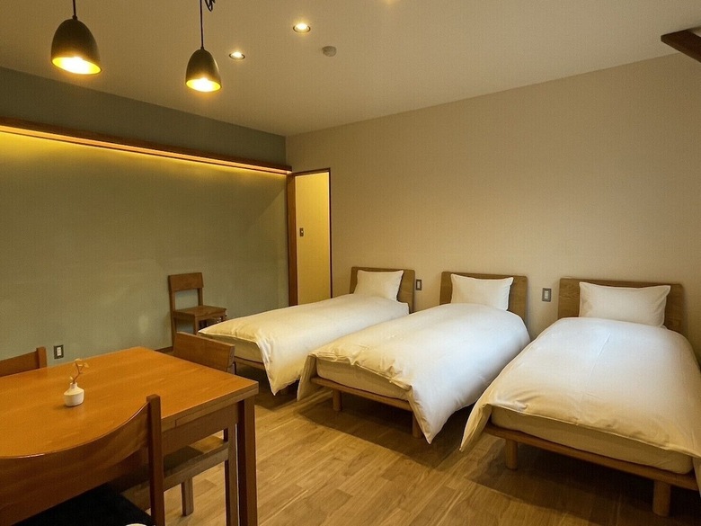 Hotel Cafe & Stay Castana