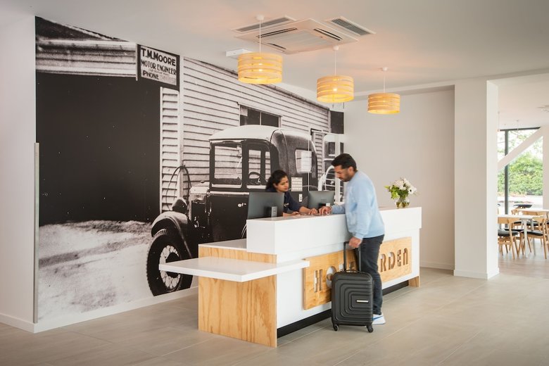 Arden Hotel