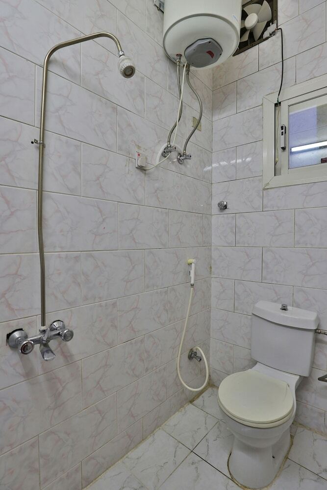 Oyo 285 Masharef Furnished Units In