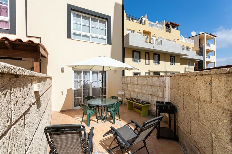 Apartamentos Homelike Callao Salvaje Terrace Pool