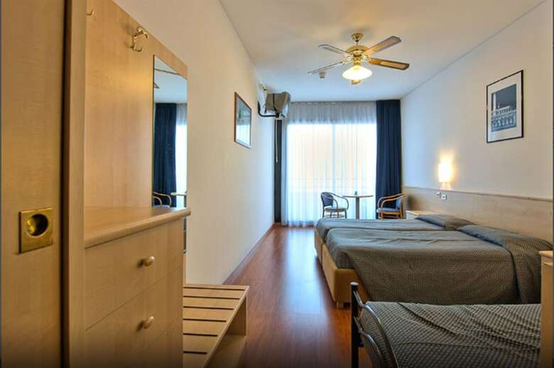 Hotel Saturno