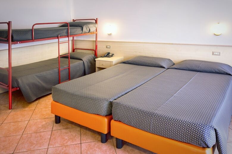 Hotel Saturno