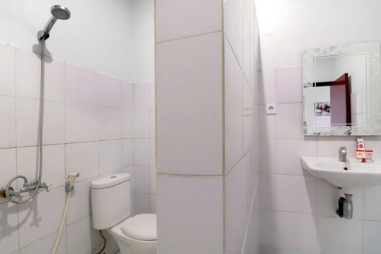 Hostal Oyo 1254 Sekar Arum Guest House