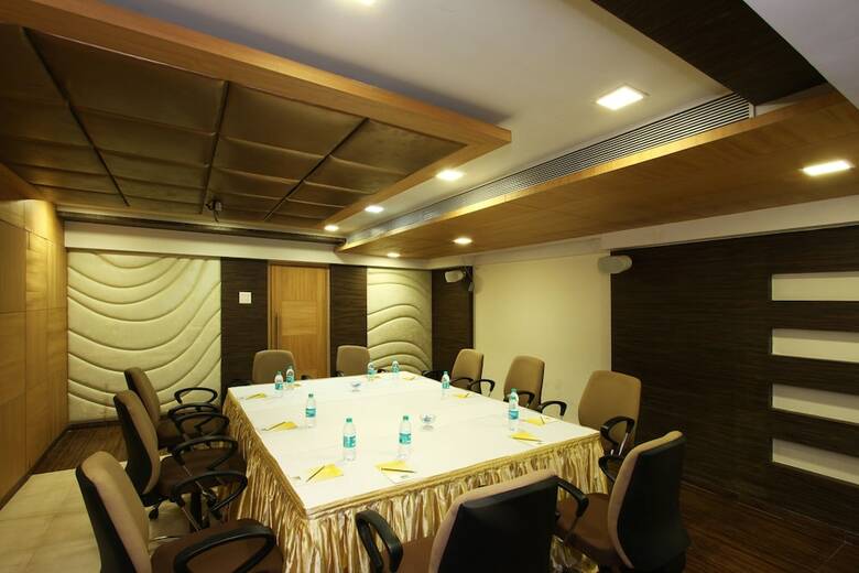 Keys Select Hotel Nestor, Mumbai