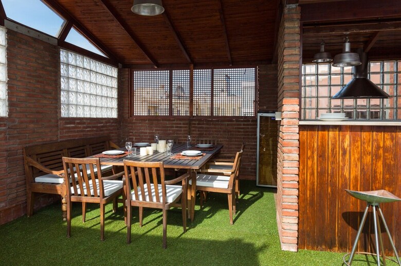 Apartamentos Balmes - �tico Con Piscina Privada En Barcelona