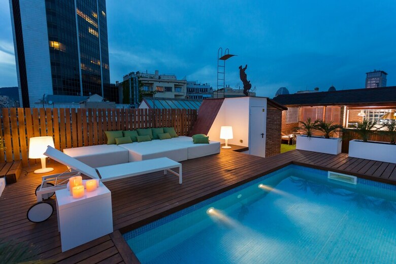 Apartamentos Balmes - �tico Con Piscina Privada En Barcelona