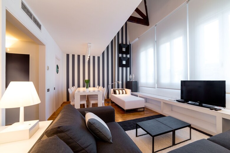 Apartamentos Balmes - �tico Con Piscina Privada En Barcelona