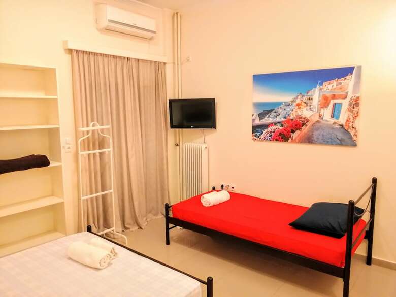 Modern Apartment In Piraeus