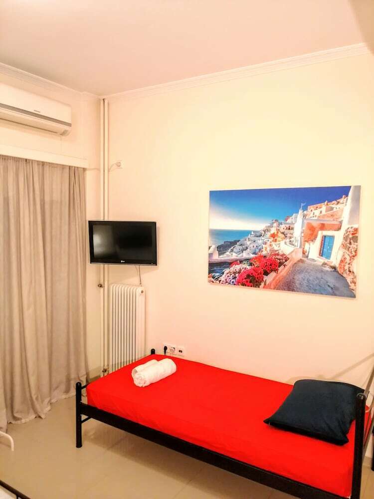 Modern Apartment In Piraeus