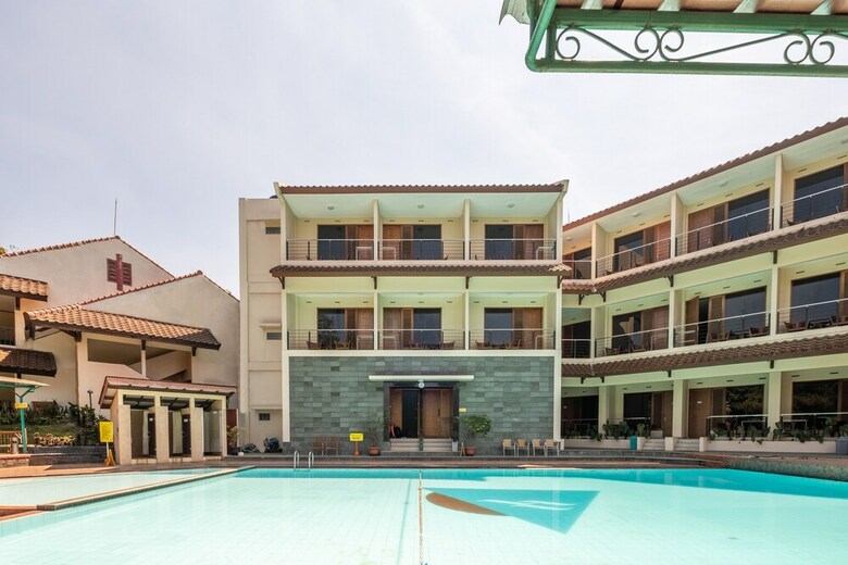 Hotel Capital O 1256 Sangga Buana Resort