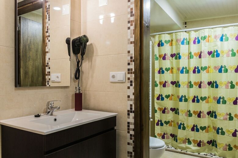 Apartamentos Portantiqua Guest House