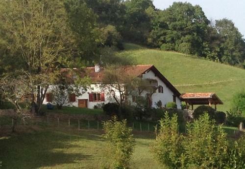 Bed & Breakfast Maison Amestoia