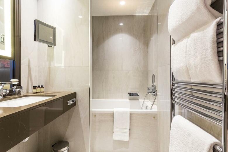 Grand Hotel La Cloche Dijon Mgallery