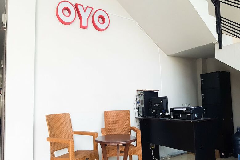 Hostal Oyo 1243 9-haan Homestay
