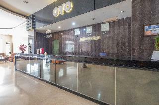 Oyo 1081 Allson City Hotel Makassar