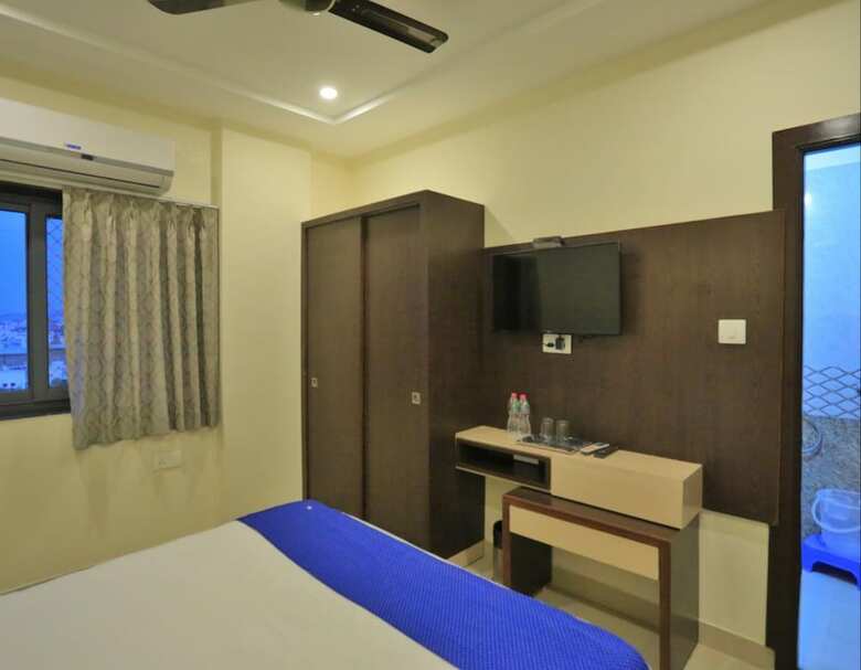 Hotel Suraj Palace