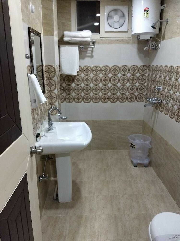 Hotel Crystal Lakeview