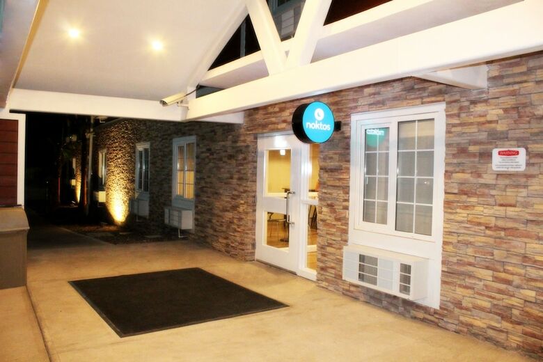 Hotel Noktos Extended Quer�taro