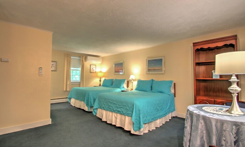 Sandy Neck Motel